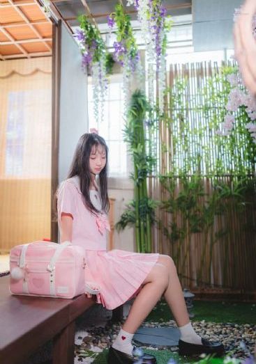 丰满美女av_高清超清在线观看