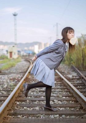 亚洲美女最幼小的逼视频网站_BD韩语手机免费观看