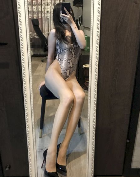 草莓视频网站一区二区极品_4K手机免费观看完整