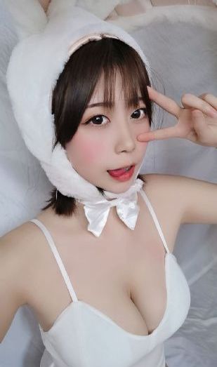 揉揉揉揉日日日日日日_超清高清免费观看